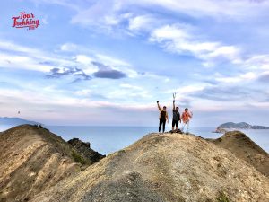 Trekking Thung Lũng Đá Bàn 2N2Đ | Chinh Phục Sống Lưng Khủng Long Đẹp Nhất Việt Nam